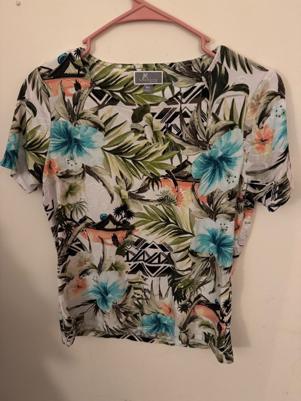 JM Collection Tropical Floral Short Sleeve Top in Aqua, Green and Coral